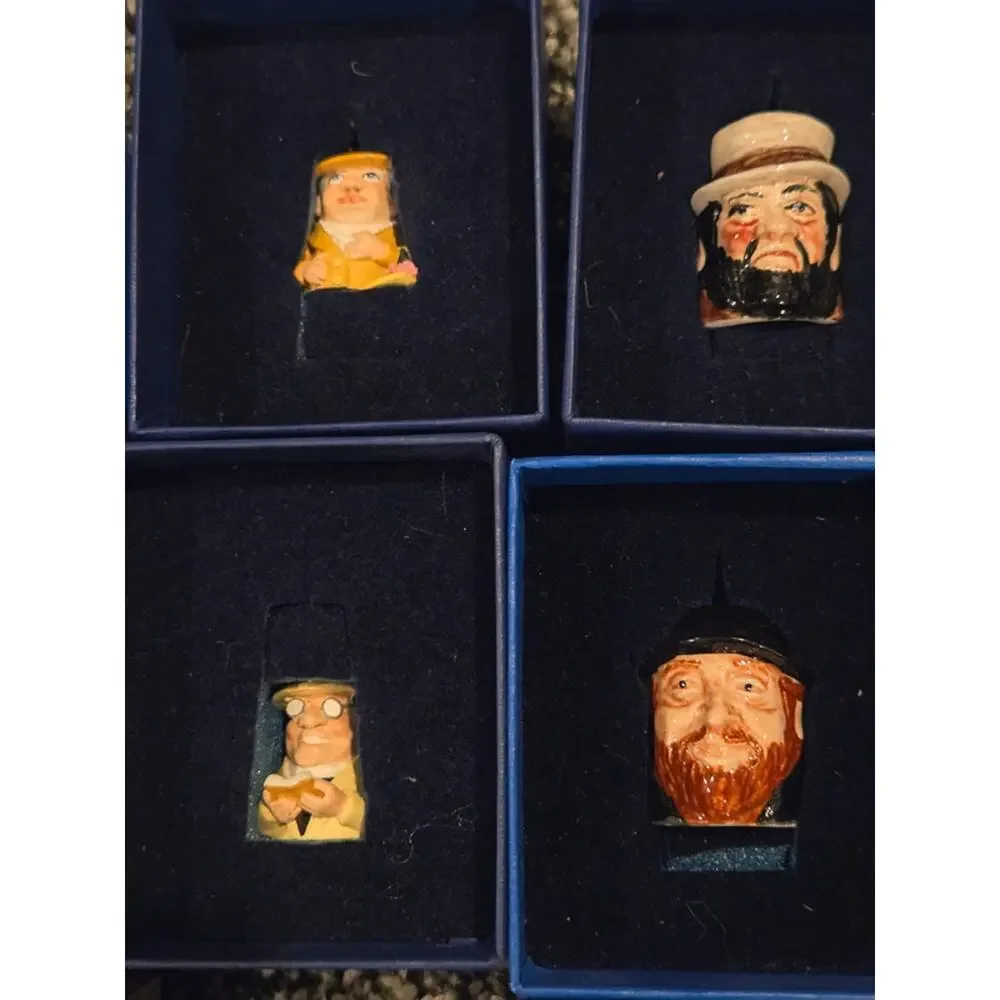 Thimble collectors club lot- ALL but the Abe Lincoln